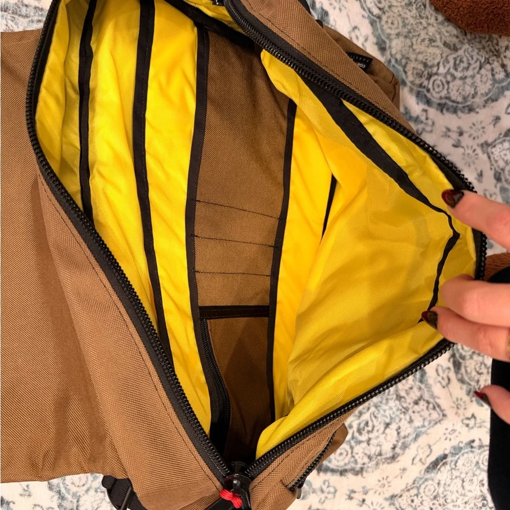 Topo Designs Colorado Commuter Briefcase Laptop Bag/Backpack Tan - Picture 3 of 5